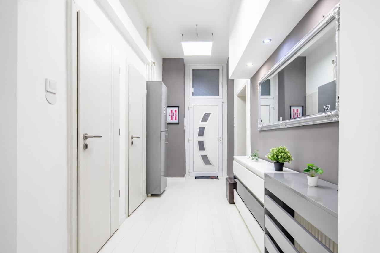Cozy & Central Apartment With 2-Bedroom Будапеща Екстериор снимка